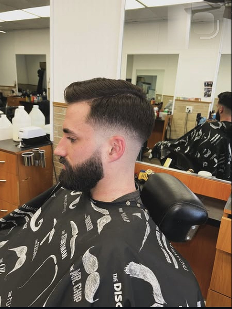 Full beard shaped and lined at the cheek at Plaza Barber Shop West Hempstead